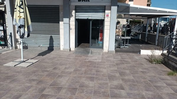 negozio in affitto a Roma