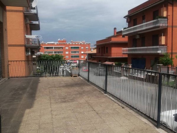 negozio in affitto a Roma in zona Cinquina