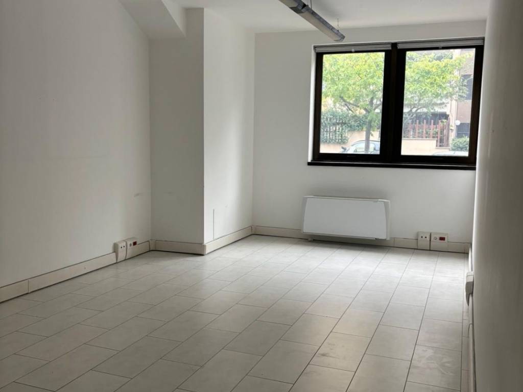 ufficio in affitto a Roma in zona Giuliano Dalmata
