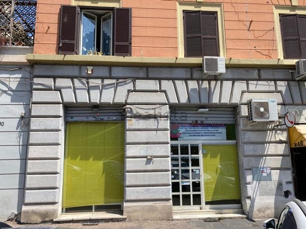locale commerciale in affitto a Roma