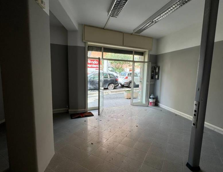 locale commerciale in affitto a Roma in zona Primavalle