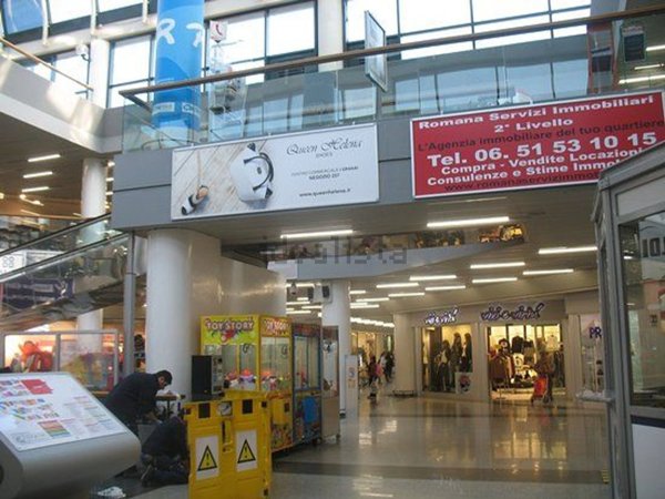 locale commerciale in affitto a Roma in zona EUR