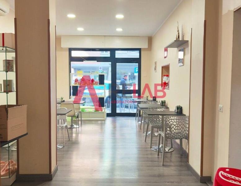 locale commerciale in affitto a Roma in zona Portuense