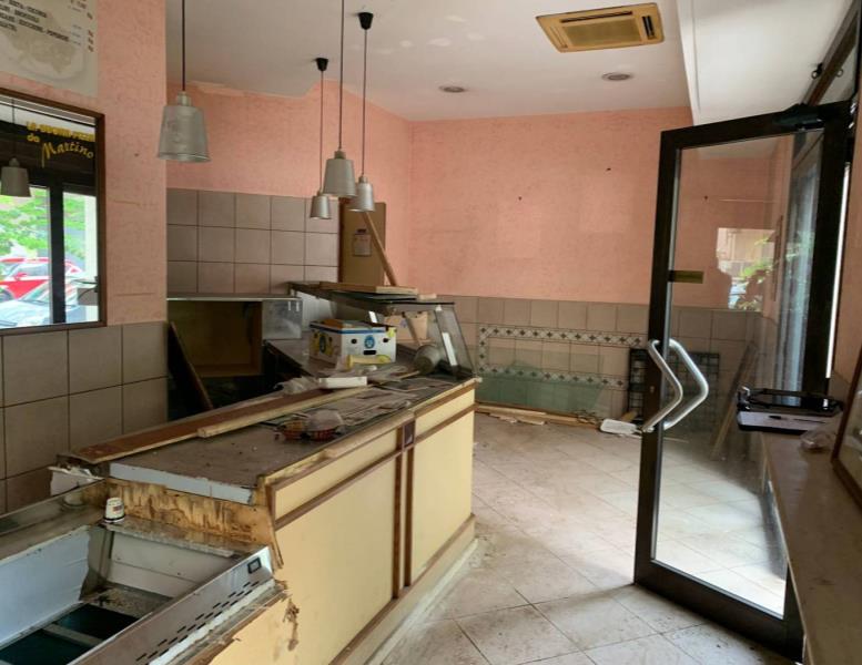 locale commerciale in affitto a Roma in zona Appio Latino