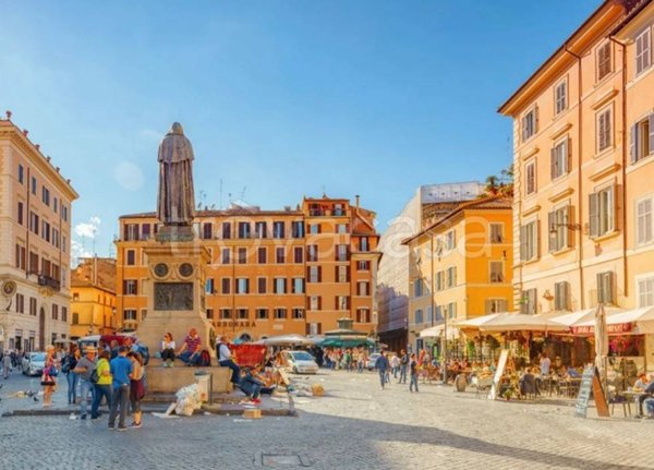 appartamento in affitto a Roma in zona Rione Regola