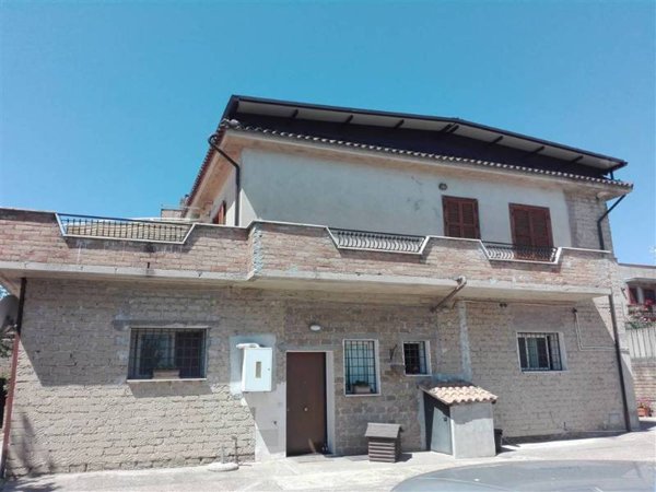 appartamento in affitto a Roma in zona Isola Farnese