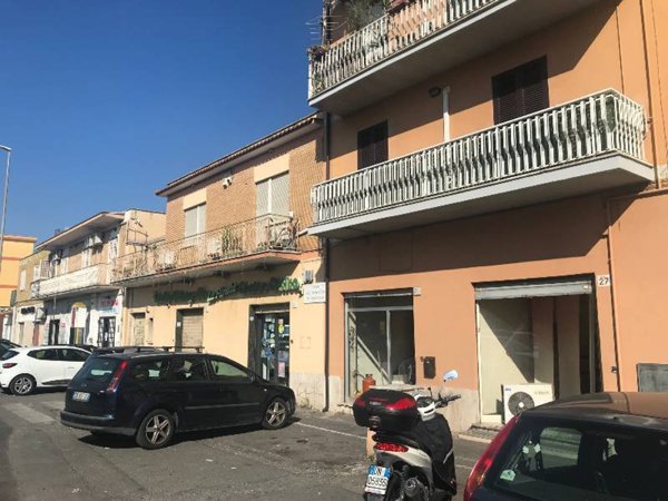 locale commerciale in affitto a Roma in zona Tor Vergata/Torrenova