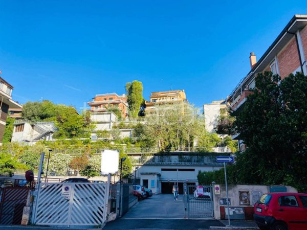casa indipendente in affitto a Roma in zona Aurelio