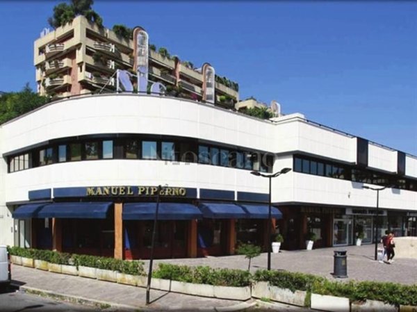 locale di sgombero in affitto a Roma in zona Torrino