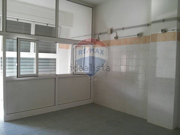 locale commerciale in affitto a Roma in zona Ostia