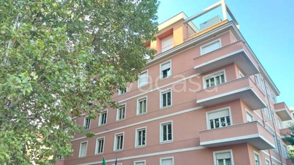 intera palazzina in affitto a Roma in zona Campo Marzio