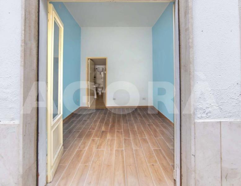 locale commerciale in affitto a Roma