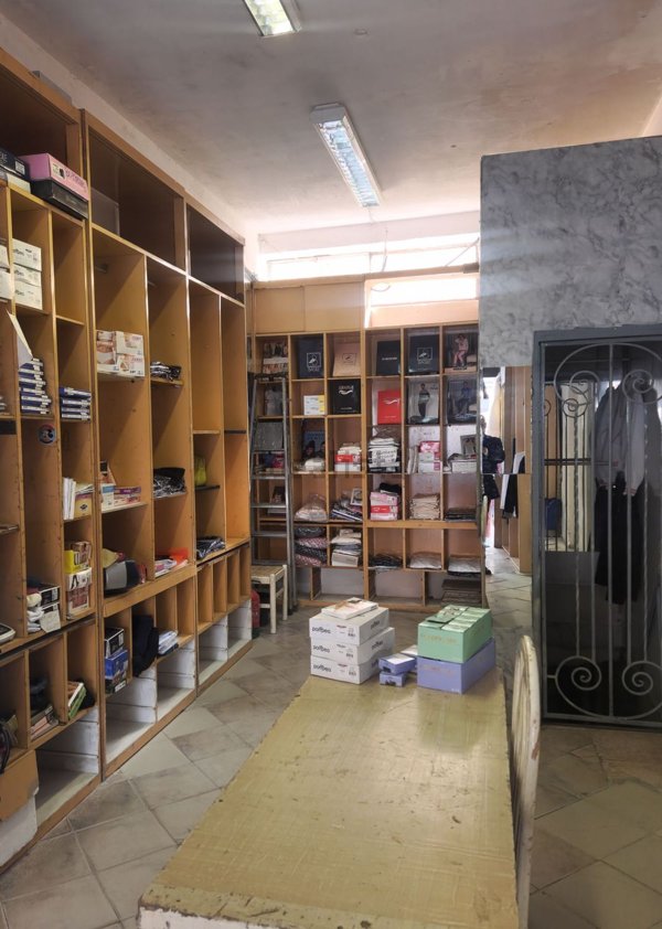 locale commerciale in affitto a Roma in zona Portuense