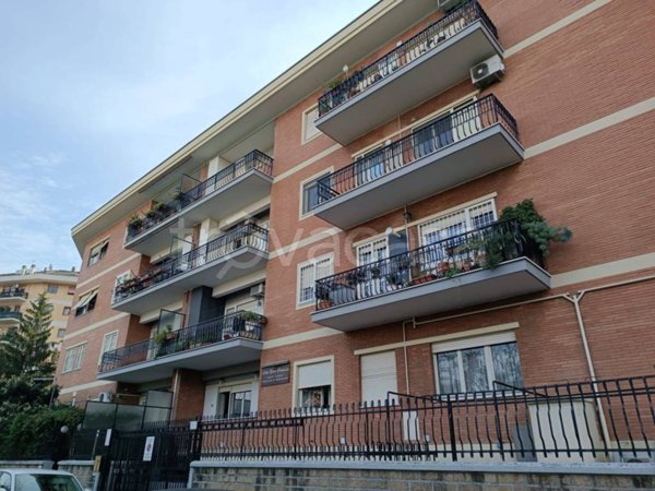 ufficio in affitto a Roma in zona Torre Spaccata