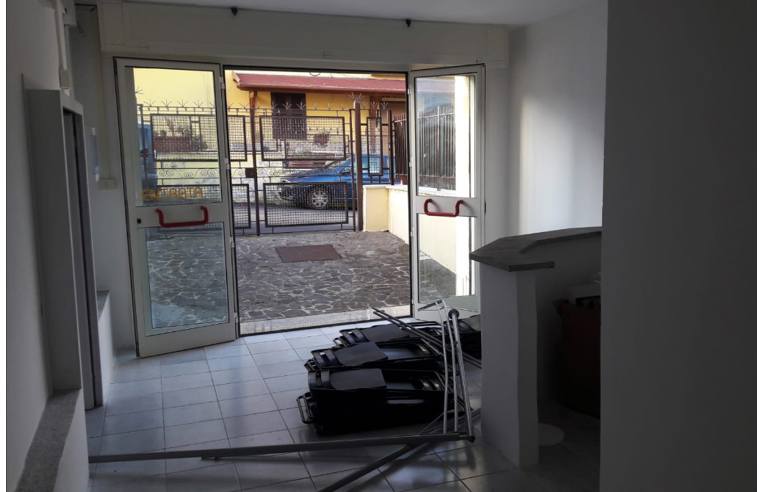 negozio in affitto a Roma in zona Romanina