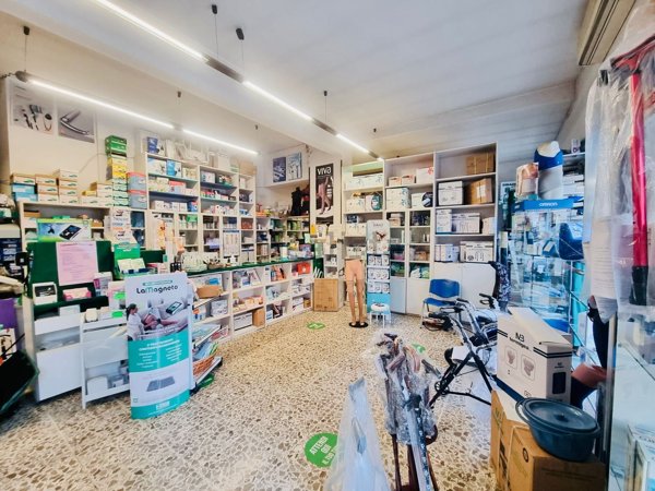 locale di sgombero in affitto a Roma in zona Prenestino-Centocelle
