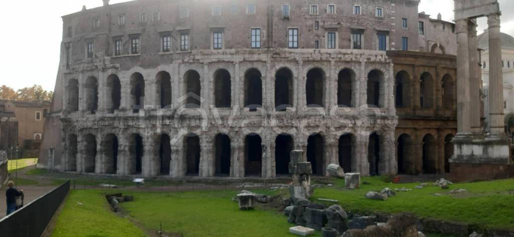 appartamento in affitto a Roma in zona Rione Monti/Campitelli