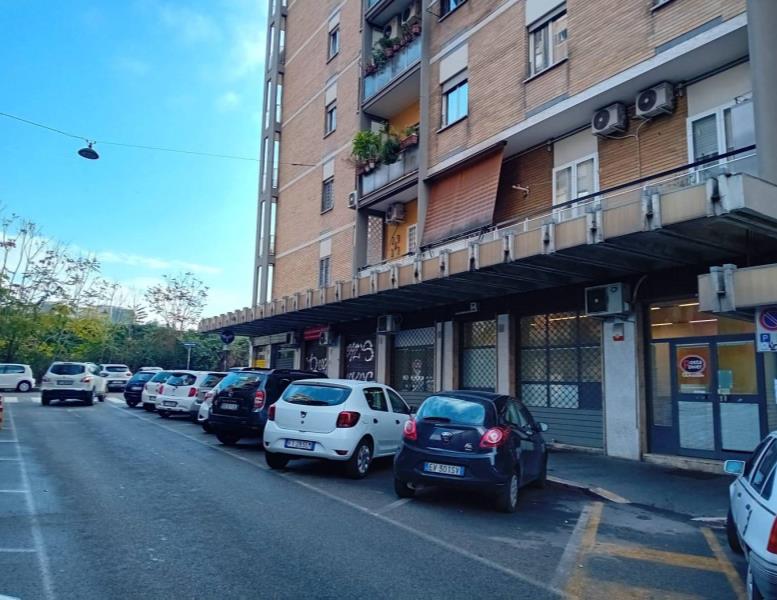 negozio in affitto a Roma in zona Prenestino-Labicano