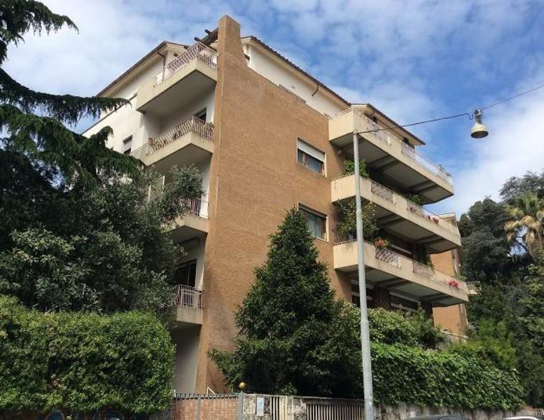 casa indipendente in affitto a Roma in zona Salario