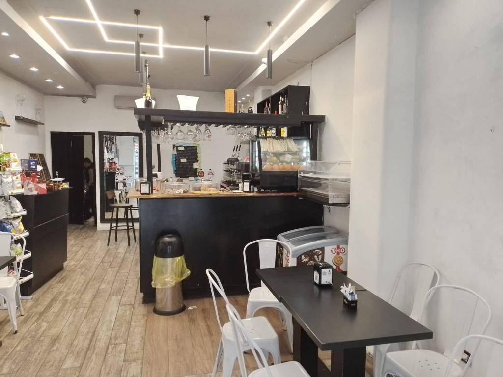 negozio in affitto a Roma in zona Nomentano