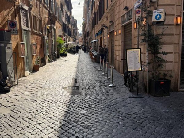 negozio in affitto a Roma in zona Campo Marzio