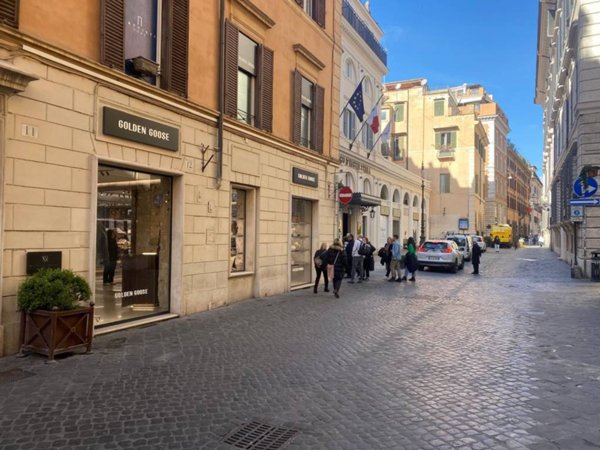 negozio in affitto a Roma in zona Campo Marzio
