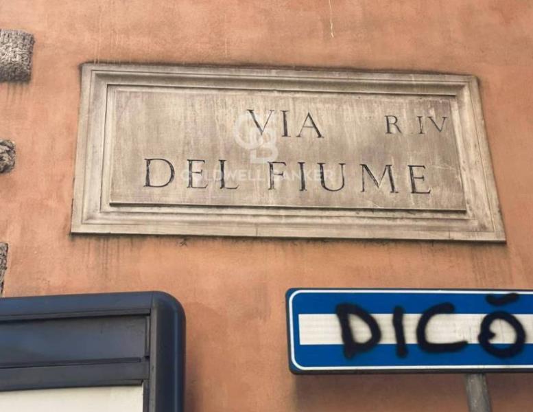 locale commerciale in affitto a Roma in zona Campo Marzio