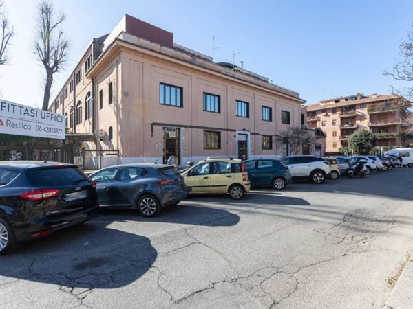 ufficio in affitto a Roma in zona Ostiense