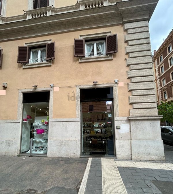 negozio in affitto a Roma in zona Rione Prati