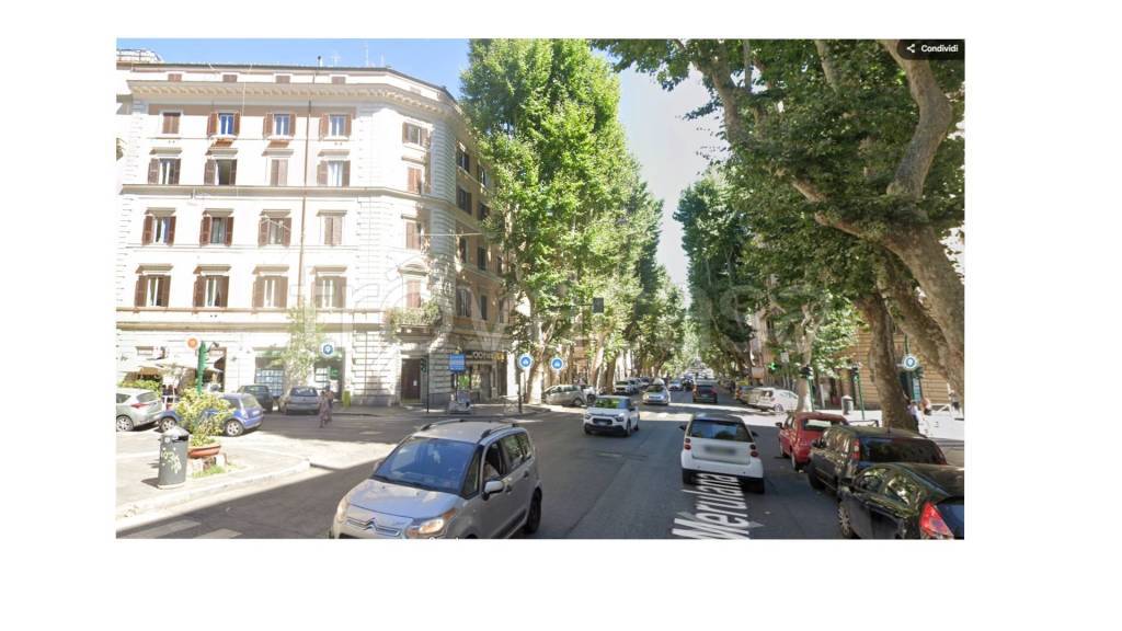 negozio in affitto a Roma in zona Esquilino