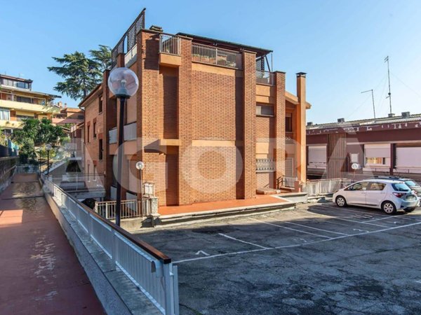 appartamento in affitto a Roma in zona Tre Pini - Poggio dei Fiori