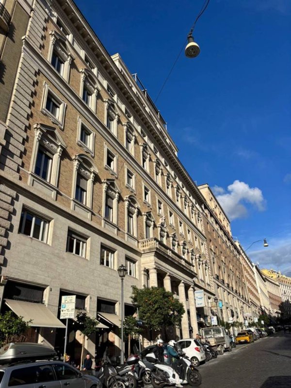 ufficio in affitto a Roma in zona Trevi-Colonna