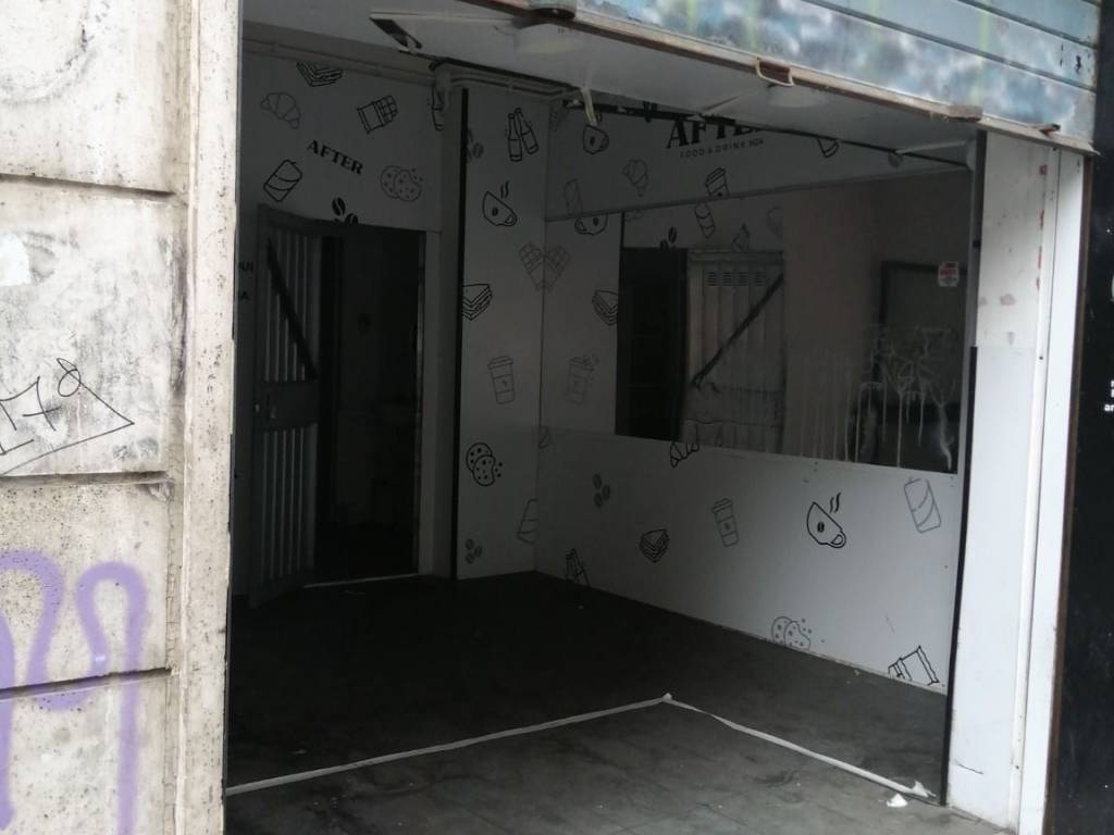 negozio in affitto a Roma in zona Tuscolano