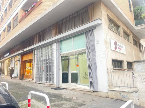 trivano in affitto a Roma in zona Ardeatino
