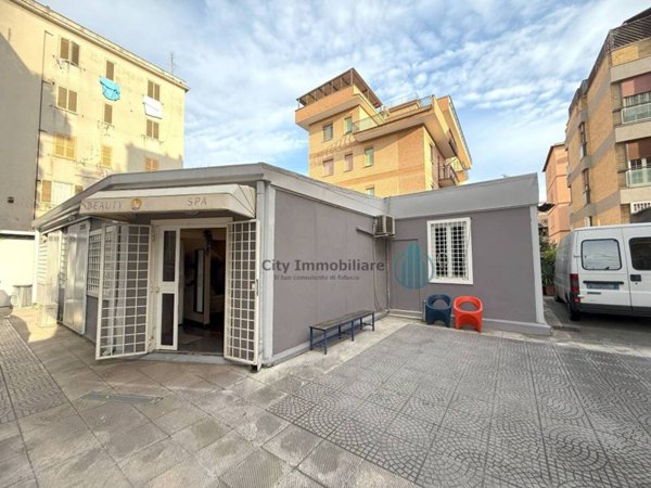 negozio in affitto a Roma in zona Primavalle