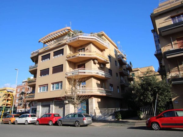 appartamento in affitto a Roma in zona Ostia