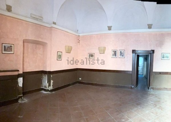 locale commerciale in affitto a Roma in zona Campo Marzio