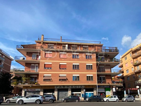negozio in affitto a Roma in zona Portuense