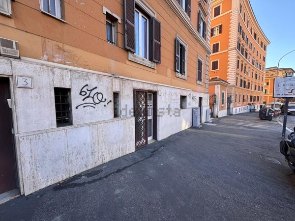 ufficio in affitto a Roma in zona Tuscolano