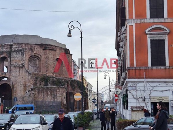 negozio in affitto a Roma in zona Esquilino