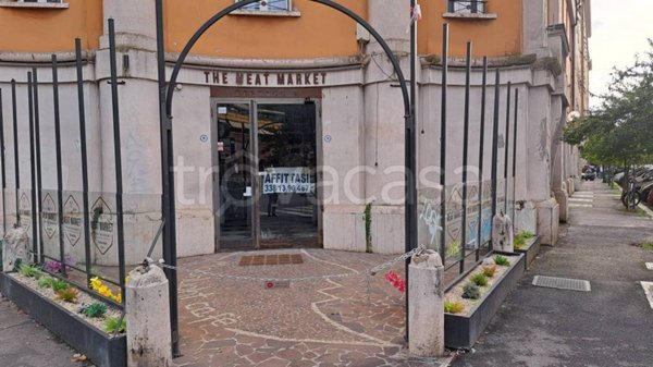 negozio in affitto a Roma in zona Testaccio