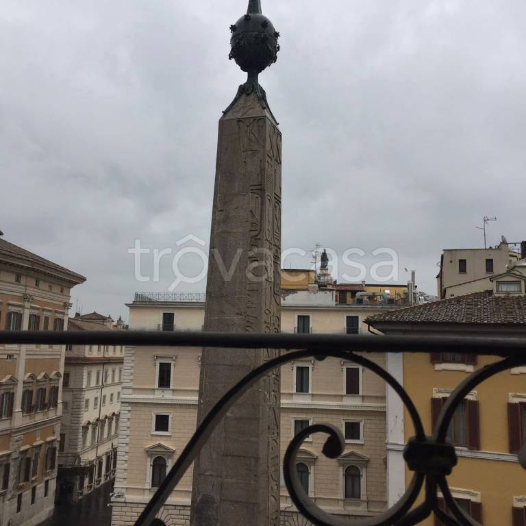 ufficio in affitto a Roma in zona Trevi-Colonna