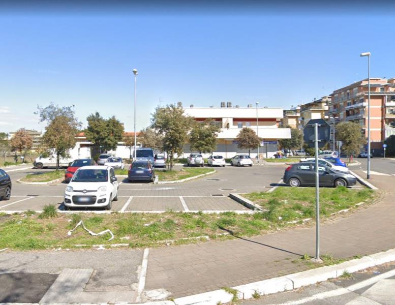 negozio in affitto a Roma in zona San Basilio