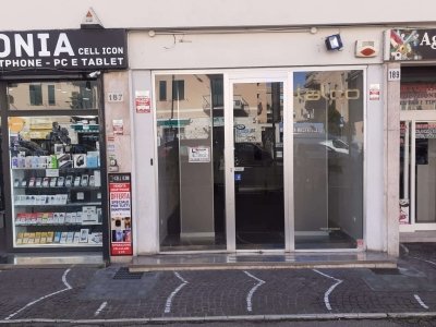 negozio in affitto a Roma