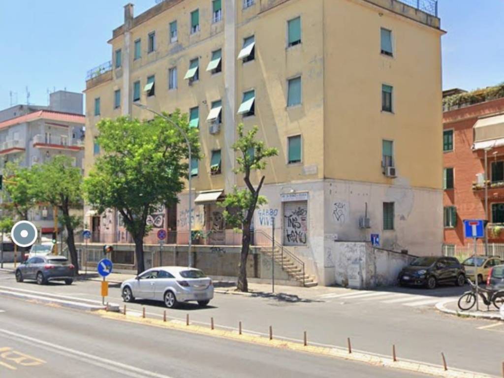 negozio in affitto a Roma in zona Gianicolense
