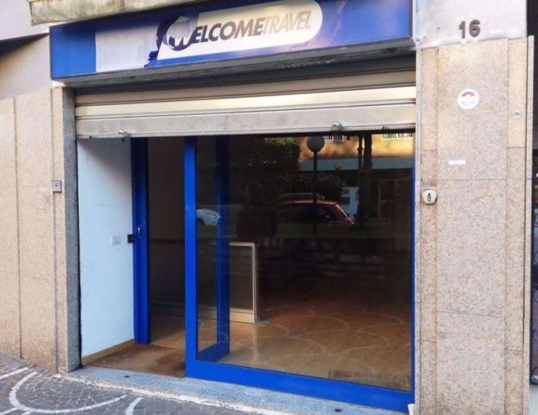 negozio in affitto a Roma in zona Vigna Murata