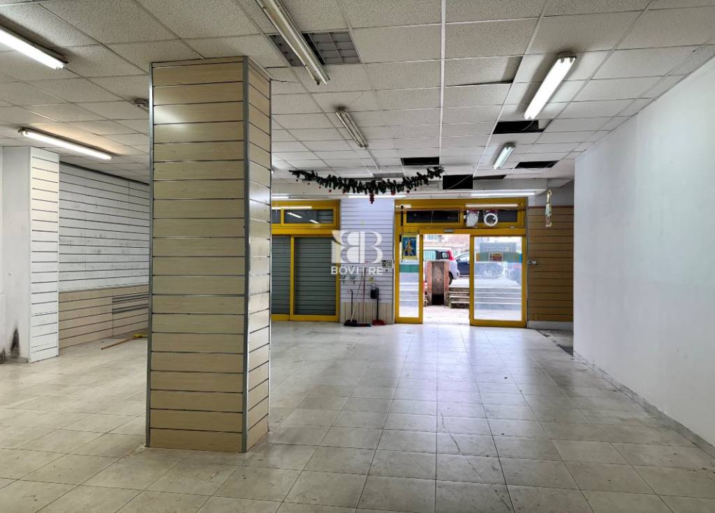 negozio in affitto a Roma in zona Primavalle