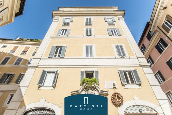 appartamento in affitto a Roma in zona Trevi-Colonna