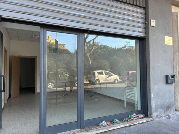 quadrivano in affitto a Roma in zona Ostia
