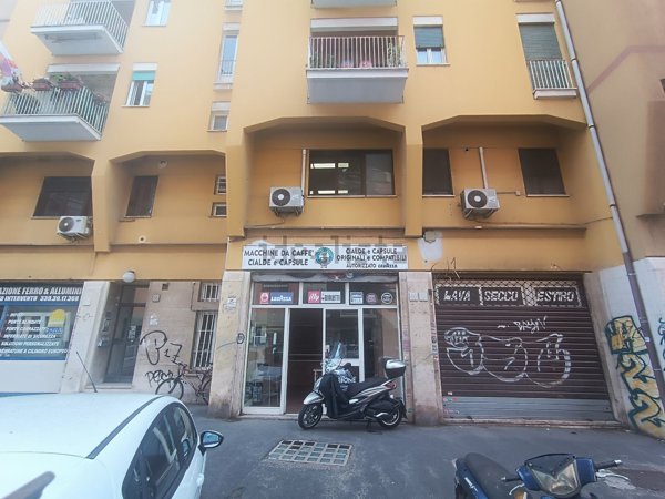 locale commerciale in affitto a Roma in zona Appio Claudio